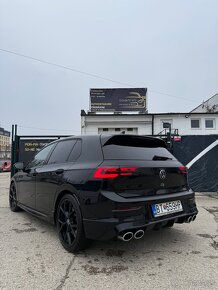 Golf 8 R na prenajom rent - 3