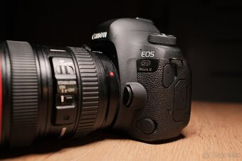 Canon EOS 6D Mark II a Canon EF 24-105 F/4 - 3