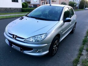 Peugeot 206 1.4i 55kw 2009 Benzín Garážované - 3