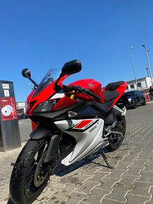 Yamaha yzf r125 - 3