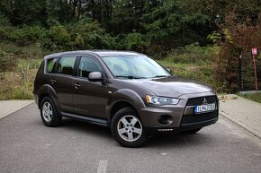 Mitsubishi Outlander 2.0 MIVEC Invite 2WD - 3