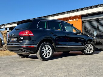 Volkswagen Touareg 3.0 TDi V6 DSG 4Motion, r.v.: 2015 - 3