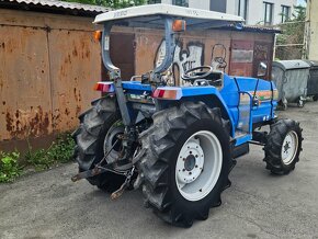 Predam silny traktor ISEKI 4x4 - 3