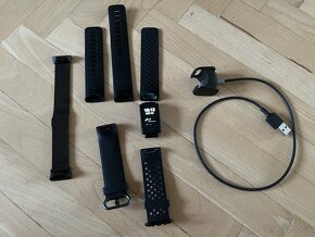 Fitbit Charge 4 smart hodinky - 3