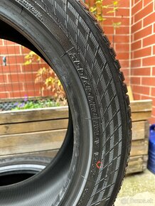 Zimné YOKOHAMA 255/45 R18 - 3