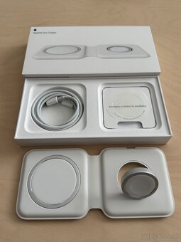 MagSafe Duo pre iPhone a Apple Watch - 3