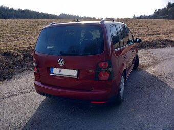 Predám vw touran 1,9 tdi 77kW 2010 7-miest freestyle - 3