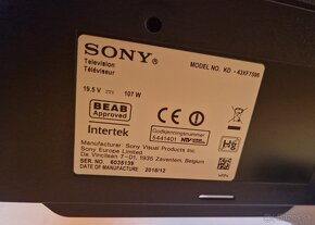 Smart 4K LED televízor SONY KD-43XF7596 - 108 cm - 3