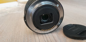 SONY E PZ 16 – 50 f / 3,5 – 5,6 OSS - 3