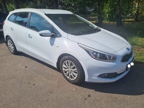 Kia Ceed SW combi 1.6 benzin rok 2013 - 3