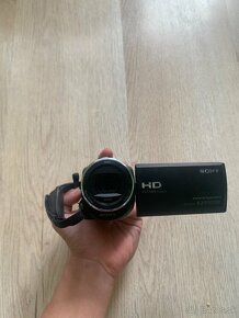 SONY HDR-CX240 - 3