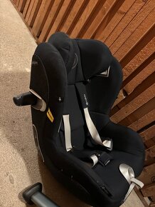 Cybex Sirona Z i-size spolu s isofixovou základňou - 3