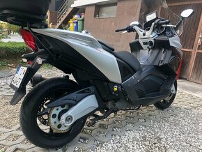 Aprilia SRV 850 2015 - 3