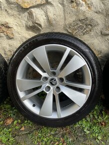 5x112 r18 235/45r18 skoda zenith - 3