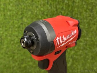 Milwaukee M18 FID3-0X Aku rázový uťahovák (18V) (1/4" 226Nm - 3