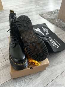 Nové čižmy Dr.Martens - velkosť - 40 - 3