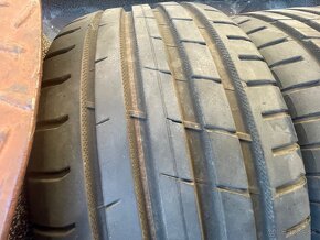 Nokian 225/35r19 - 3