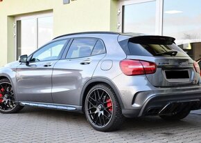 Mercedes-Benz GLA 45 AMG H/K PANO 4M K360°ČR 280 kw - 3