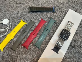 Stainless Steel Apple Watch 5, 44mm - 3