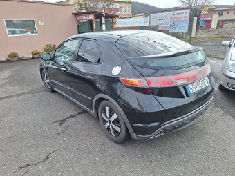 Honda Civic 1.8 VTEC Sport - 3