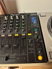 Pioneer DJM800 - 3