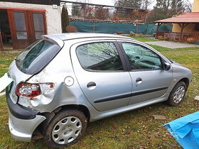 Peugeot 206 - 3