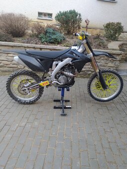 Suzuki rmz 250 - 3