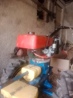 AGZAT MALOTRAKTOR. - 3