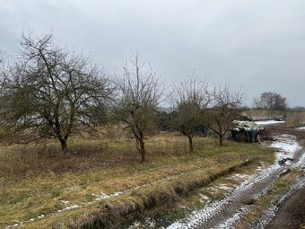 Predaj pozemoku v obci Hronsek 2700 m2 - 3