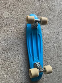 PennyBoard modrý s "okom" - 3