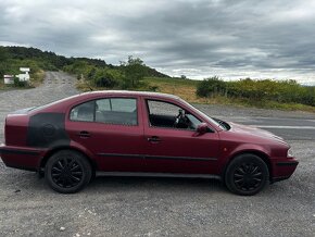 Škoda octavia 1.6 benzín 74kw  TK/EK 6/26 - 3