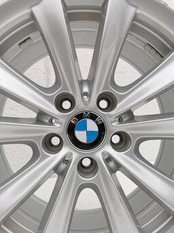 BMW F10, F11 orig. alu disky 8J 5x120 R17 ET30 - 3