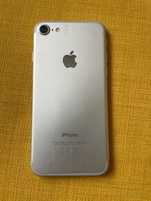 Predám iPhone 7 32GB Silver - 3