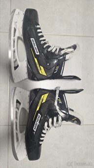 Bauer S22 Supreme  M3 Senior 8D - 3