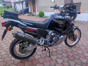 Honda Africa twin 750 - 3