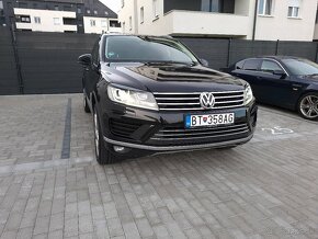 Volkswagen Touareg 3.0 tdi dsg panorama - 3