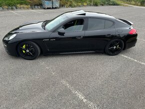 Porsche Panamera E-hybrid 4x4 - 3