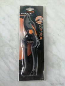 FISKARS - 3