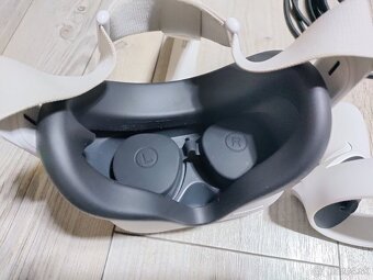 Oculus Quest 2 128GB - 3