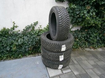 Predám 4x zimné pneu FALKEN 215/55 R18 99VXL - 3