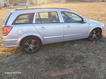 Opel Astra Kombi H 1.9cdti 74kw - 3