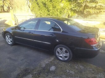 Honda Legend KB1 3.5 V6 VTEC SH-AWD - dva vozy - 3