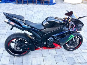 Yamaha R1 2008 - 3