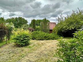 BOHDANOVCE - POSCHODOVÁ DREVENÁ CHATA, UPRAVENÝ POZEMOK. - 3