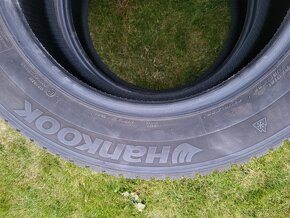 225/60 R17  Hankook - 3