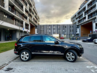 Volkswagen Touareg 3.0 tdi 4motion - 3