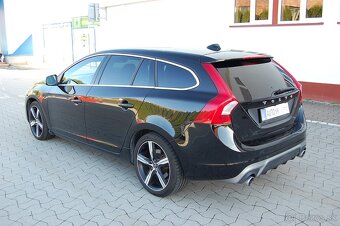 Volvo V60 D3 150PS AT6 R-Design - 3