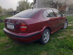 Škoda Octavia 1.6 55kw AEE 68 000 km - 3