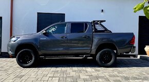 TOYOTA HILUX 2.4 D-4D - PREDAJ AJ NA SPLÁTKY - 3