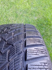 205/60 r16 zimné pneu.Dunlop  7 mm - 3